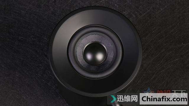 雷蛇天狼星幻彩版音箱测评:吃鸡效果极佳