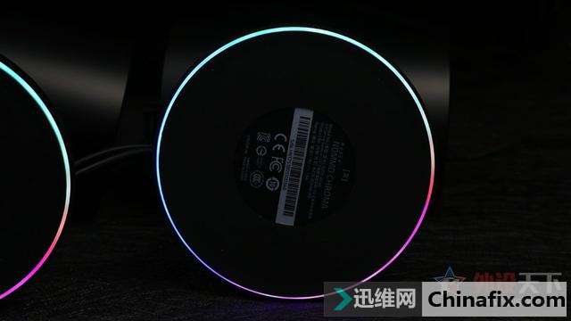 雷蛇天狼星幻彩版音箱测评:吃鸡效果极佳