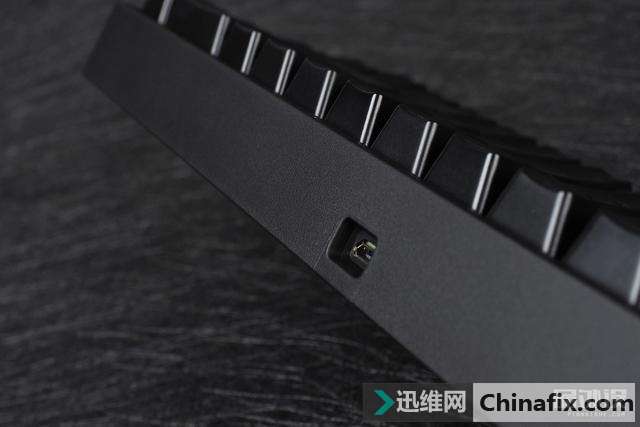 键行者 IFD-68RGB 机械键盘怎么样?