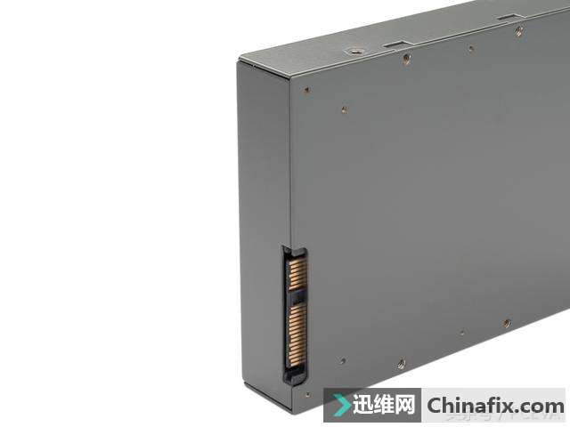 世界最大固态硬盘有多大?新的答案来了