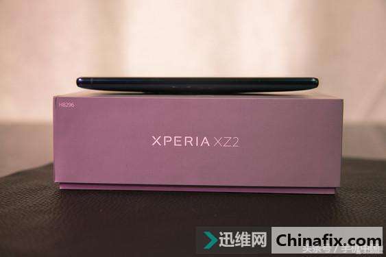 温润外表下的SONY式执着:索尼XZ2测评