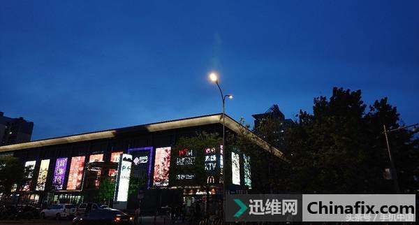 温润外表下的SONY式执着:索尼XZ2测评