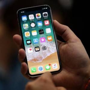 iPhone XiPhone 8