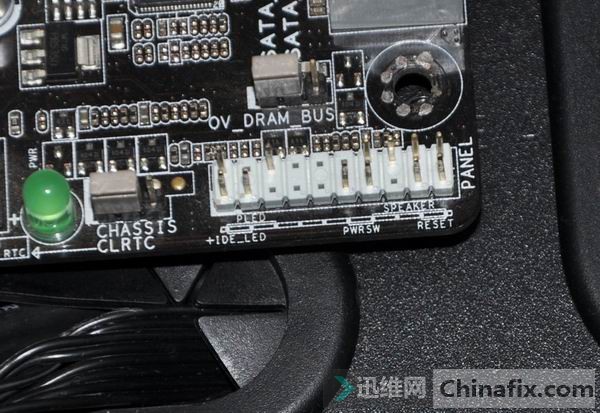 转载:实例示范常见机箱跳线接法