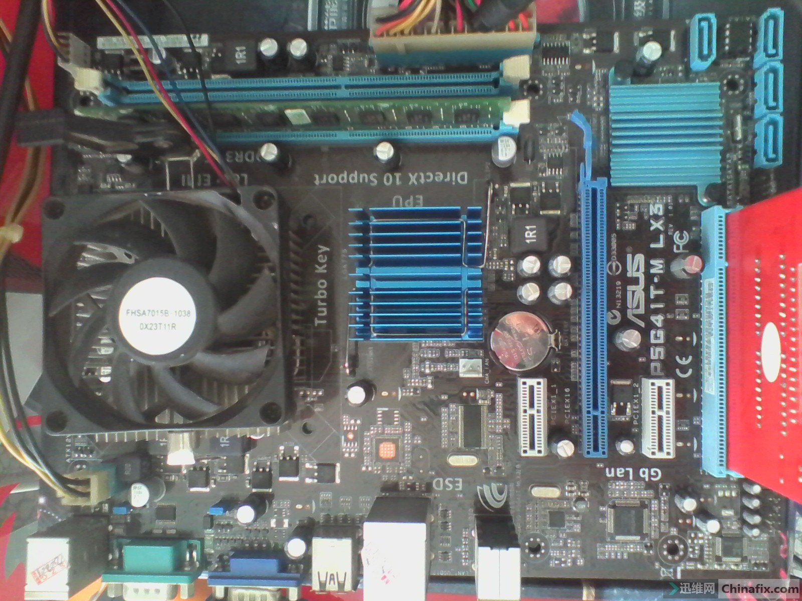 华硕p5g41t-m lx3主板不跑码,测完电压自动跑码