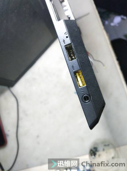 E40 USB·