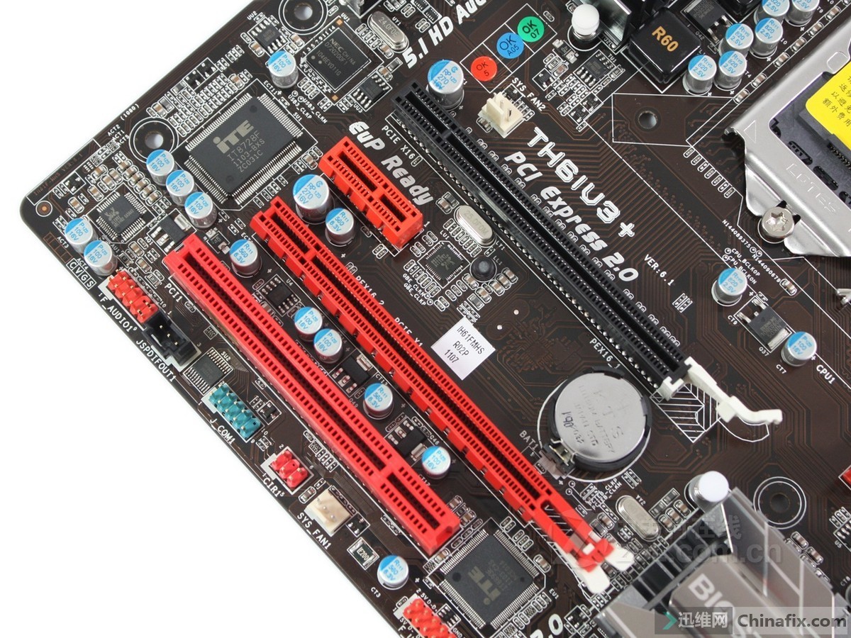 映泰th61v3开机报警8声