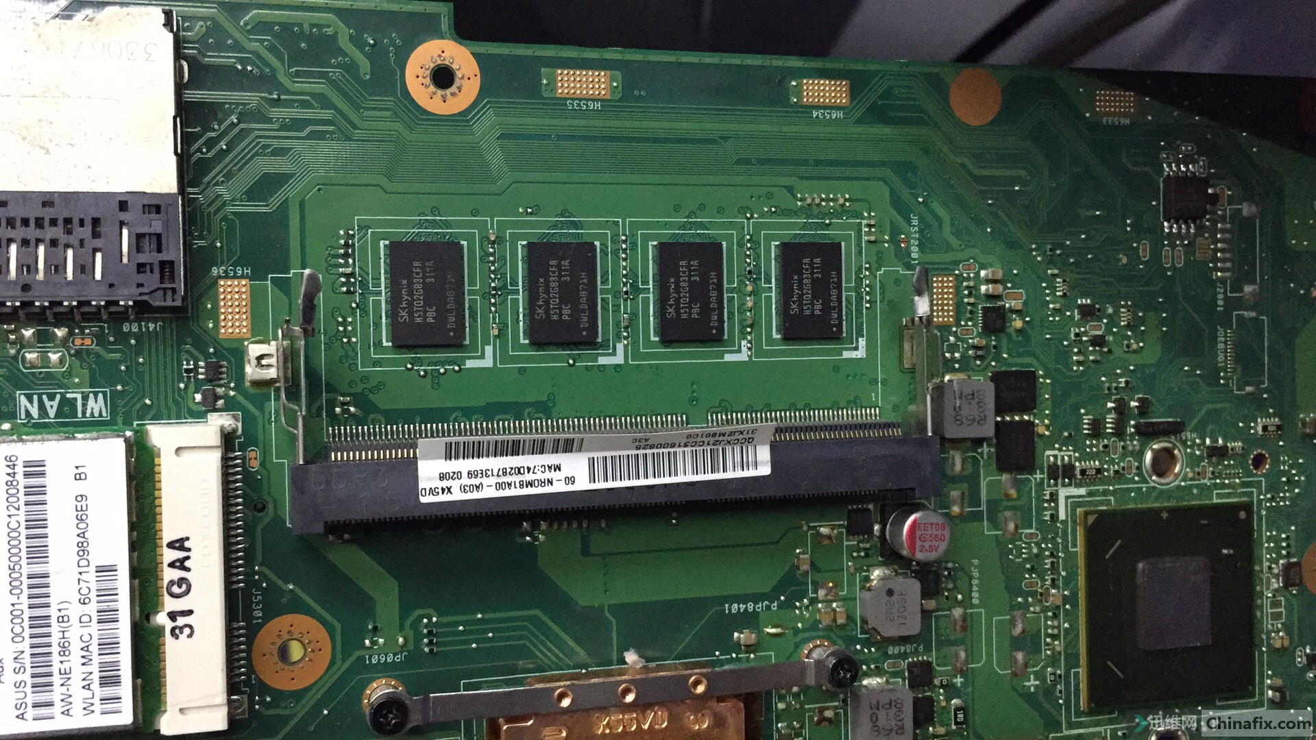 华硕x450vd板载内存坏开机不显示维修