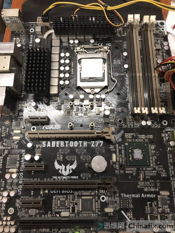 ˶ SABERTOOTH Z77 תһ¾ͣ ά