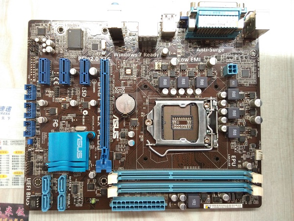 华硕p8h61-m lx主板不亮机,ps/2键鼠接口无法使用维修