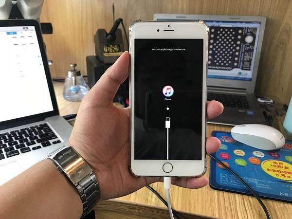 ɻiPhone7/7P1V·豸޸ο...
