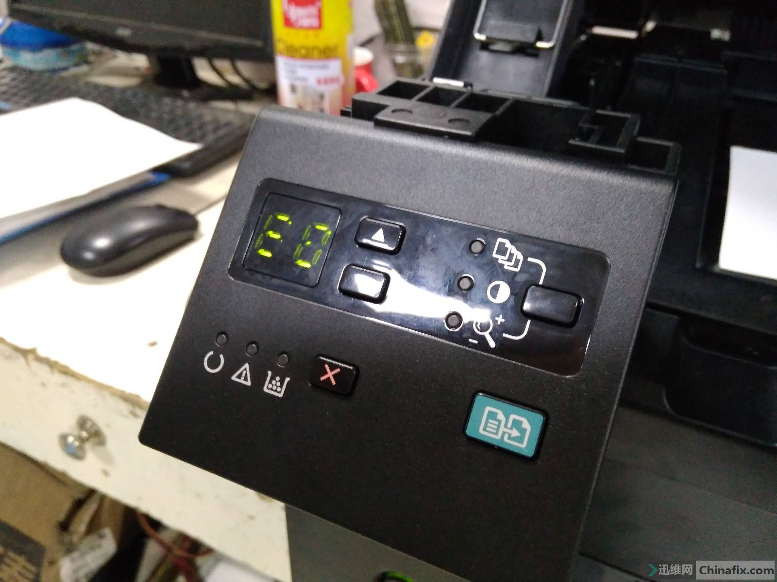 hpm1136mfp卡纸字体拉长路过的大侠指点一下