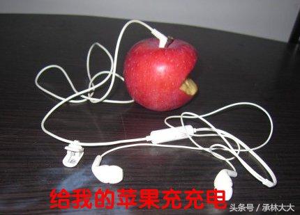 ICwq4RBh1cZWz5x4.jpg