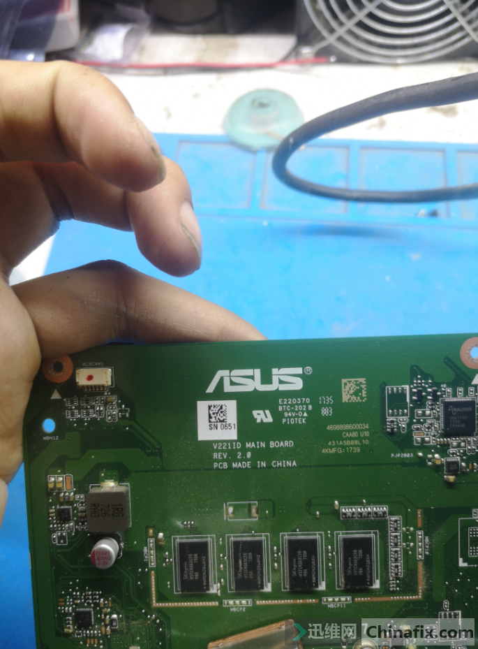 华硕v221idr20电流04不显示维修原厂bios