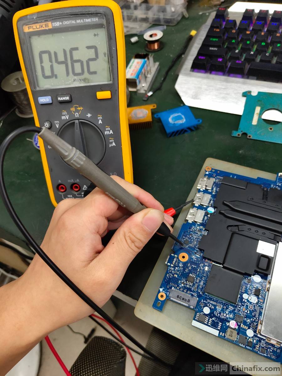 电脑风扇怎么开最大功能 171403bbqss2222i5ij65j.jpg