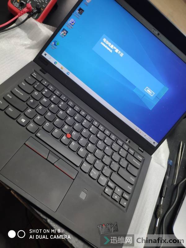 X1 Carbon 2018 ʾά