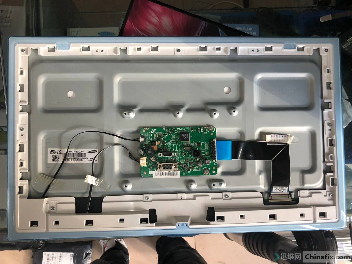 三星s24d360hl液晶显示器拆解图