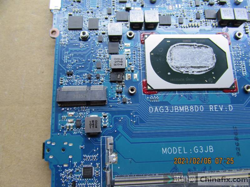 HP TPN-Q241 CPU ѹ