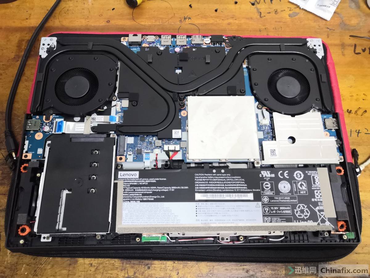 联想拯救者2020款加装机械硬盘大图