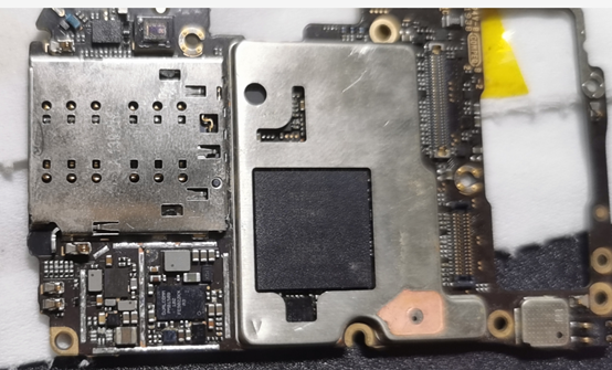 二修小米9开机小电流故障维修