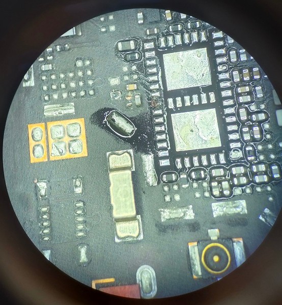 vivoy97手机进水无信号故障维修