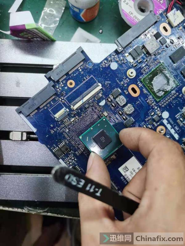 S400 TOUCH la-8952pά