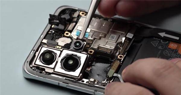 华为P40 Pro手机重摔无服务、后置摄像头打不开维修