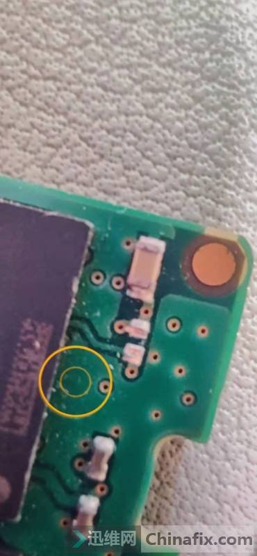 DDR4ʼǱڴϵĵǶ