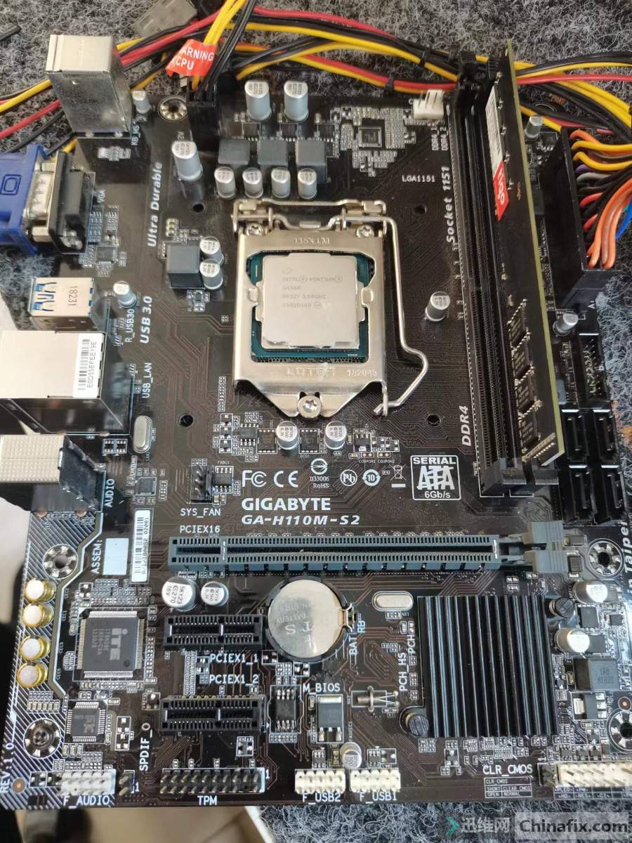 技嘉gah110ms2ddr4biosv10主板亮机logo之后重启来回反复亮机重启