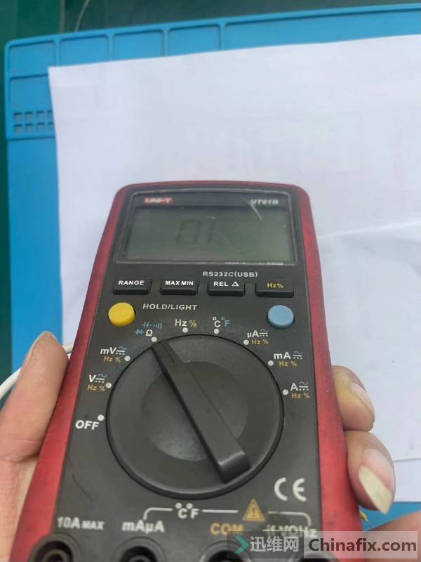  UNI-T UT61Bñ 