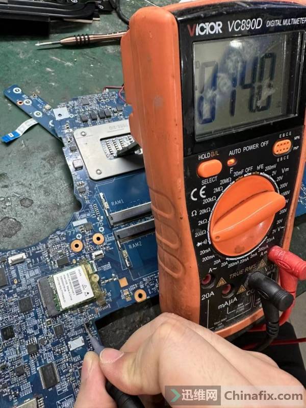 ս6-71-P77F0-D02 ϵ