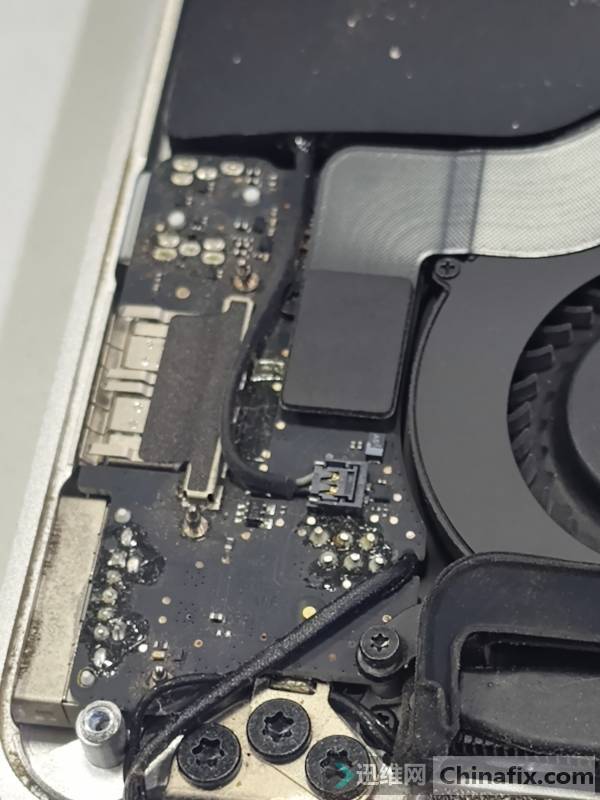 λʦ̨macbook air ޵ļֵ