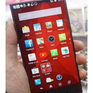 ӽޱ߿Sharp AQUOS Crystal X ʵ