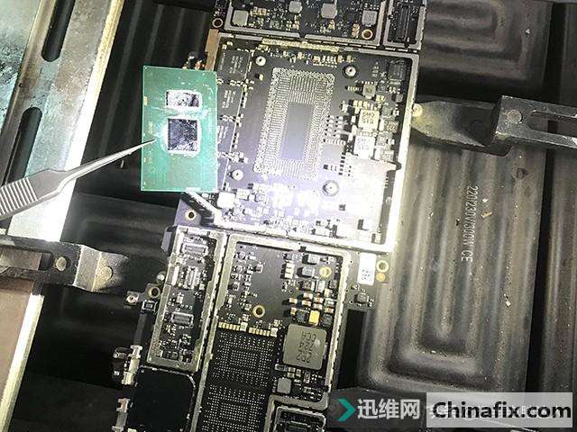 surface Pro5 ϵͳѪMacBook