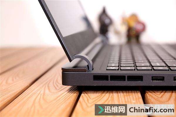 小米酷睿i7游戏本 103649qni7spyxpvjj57nw.jpg