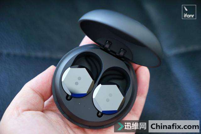 Buttons Air ���߶�������ͷ���͡�����滮�����۶����ĳ�����Ʒ