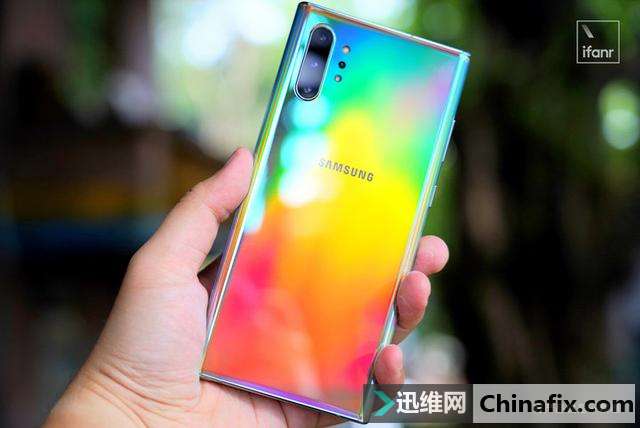  1400 Ԫ Galaxy Note 10+ ģ