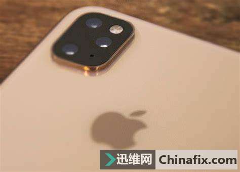 iPhone 11ӵлAIĶ¹